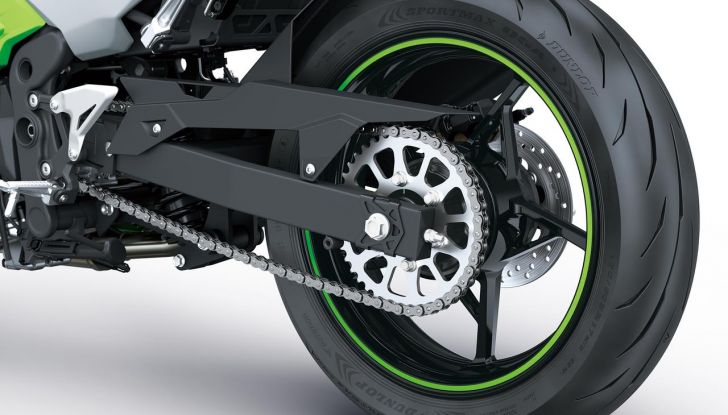 Kawasaki Ninja 7 Hybrid: debutta ufficialmente la prima moto ibrida al mondo - Foto 2 di 45