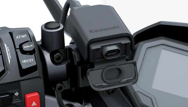 Kawasaki Ninja 7 Hybrid: debutta ufficialmente la prima moto ibrida al mondo - Foto 14 di 45