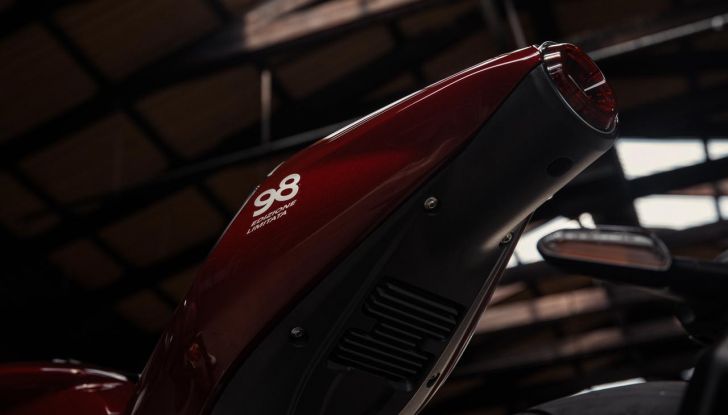 MV Agusta Superveloce 98 Edition Limitata: omaggio all’iconico monocilindrico 98cc - Foto 5 di 24