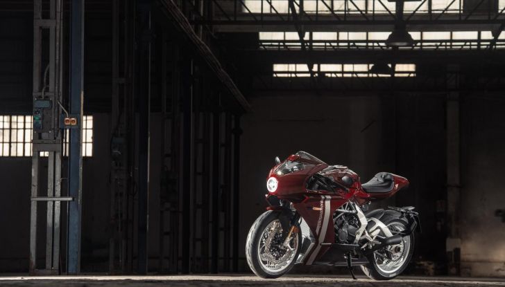 MV Agusta Superveloce 98 Edition Limitata: omaggio all’iconico monocilindrico 98cc - Foto 9 di 24