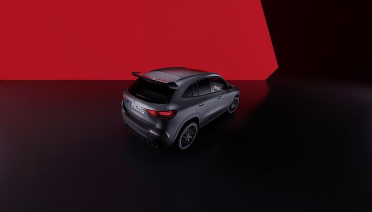 Mercedes-AMG GLA 45 S 2024: motore, prestazioni e caratteristiche del nuovo restyling - Foto 3 di 10