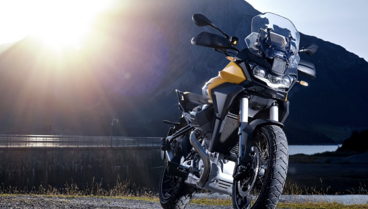 Moto Guzzi Stelvio, scatta il prebooking - Foto 13 di 14