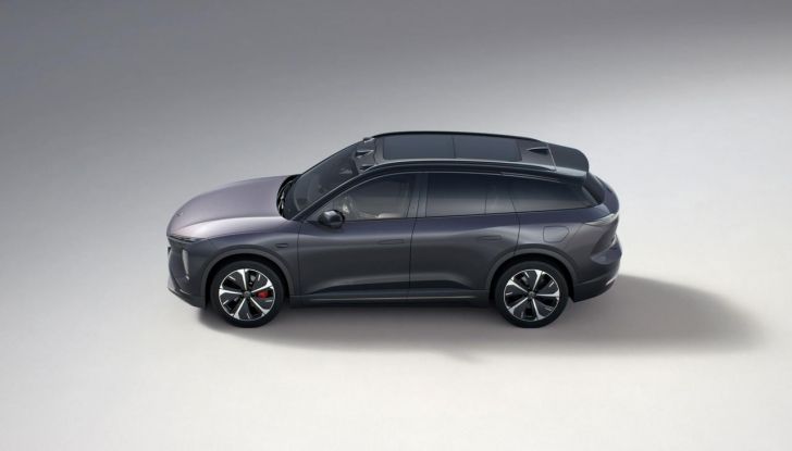 NIO EL6: arriva in Europa il SUV elettrico con batteria intercambiabile - Foto 11 di 51