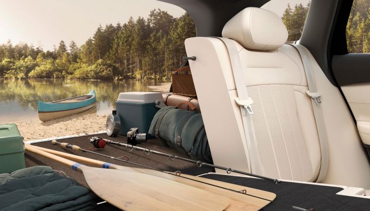 NIO EL6: arriva in Europa il SUV elettrico con batteria intercambiabile - Foto 13 di 51