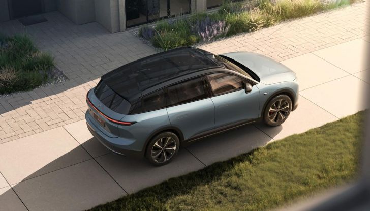 NIO EL6: arriva in Europa il SUV elettrico con batteria intercambiabile - Foto 12 di 51