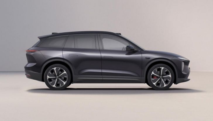 NIO EL6: arriva in Europa il SUV elettrico con batteria intercambiabile - Foto 27 di 51