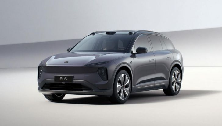 NIO EL6: arriva in Europa il SUV elettrico con batteria intercambiabile - Foto 10 di 51