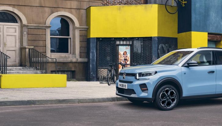 Nuova Citroën C3: caratteristiche, design, abitacolo, allestimenti, motori e prezzi - Foto 45 di 71