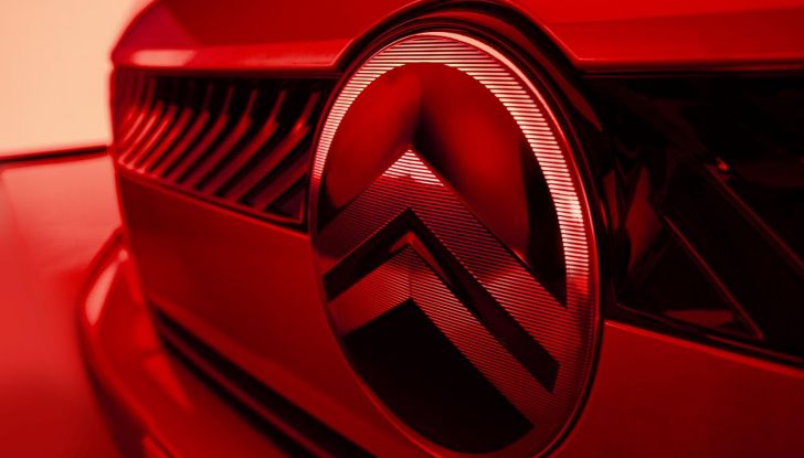 Nuova Citroën C3: caratteristiche, design, abitacolo, allestimenti, motori e prezzi - Foto 50 di 71