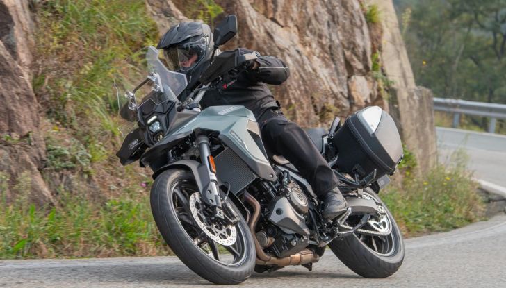 Suzuki V-Strom 800SE: presentata la nuova Street Explorer con bicilindrico - Foto 6 di 118