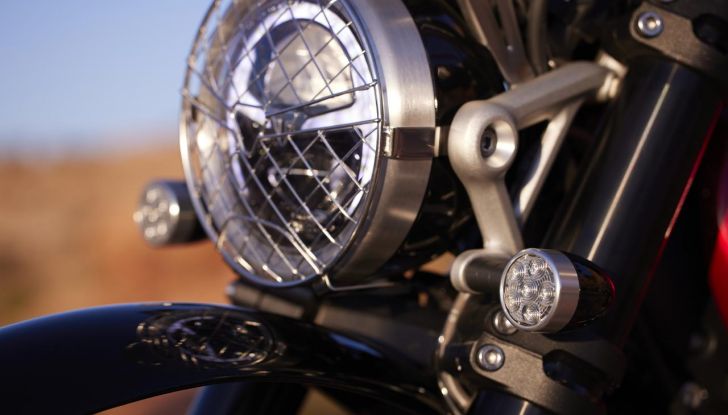 Triumph Scrambler 1200 X ed XE: debutta il model year 2024 con diversi aggiornamenti - Foto 106 di 124