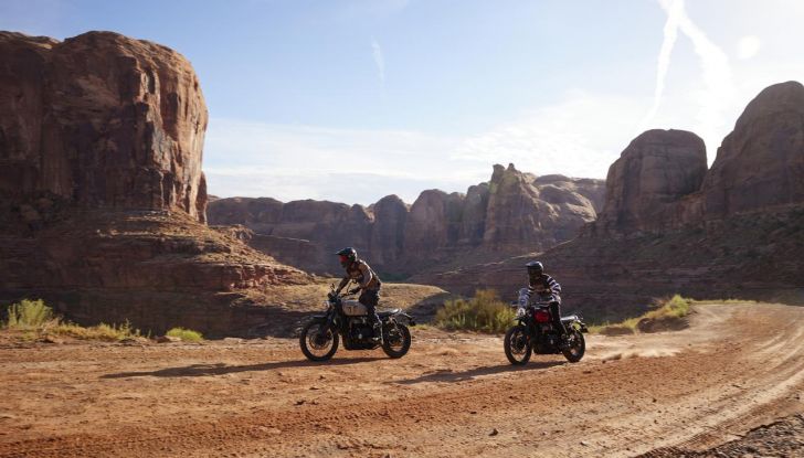 Triumph Scrambler 1200 X ed XE: debutta il model year 2024 con diversi aggiornamenti - Foto 2 di 124