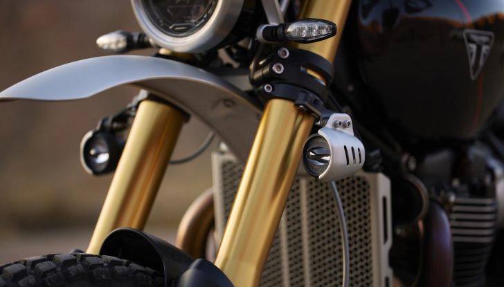 Triumph Scrambler 1200 X ed XE: debutta il model year 2024 con diversi aggiornamenti - Foto 91 di 124