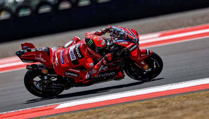 MotoGP 2023, GP Indonesia: Bagnaia batte Vinales, clamorosa caduta di Martin - Foto 6 di 10