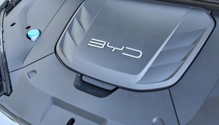 BYD Seal provata su strada a Milano - Foto 34 di 110