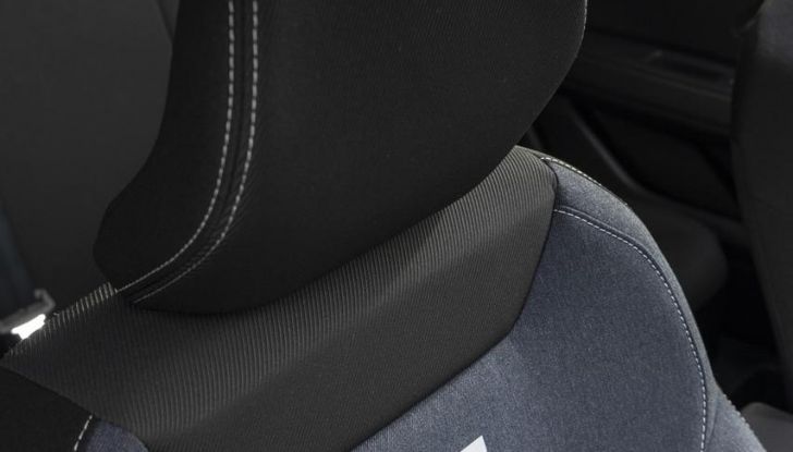 Nuovo Dacia Duster debutta sul mercato italiano - Foto 103 di 135