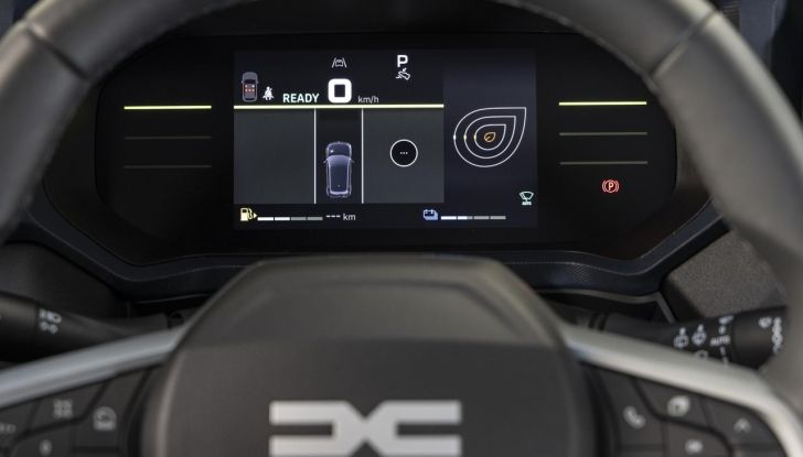 Nuovo Dacia Duster debutta sul mercato italiano - Foto 126 di 135