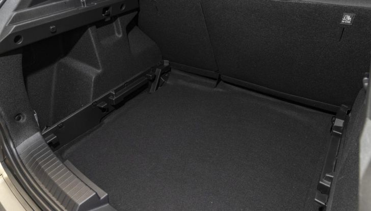 Nuovo Dacia Duster debutta sul mercato italiano - Foto 94 di 135