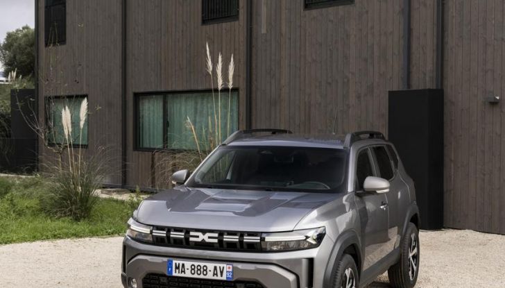 Nuovo Dacia Duster debutta sul mercato italiano - Foto 86 di 135