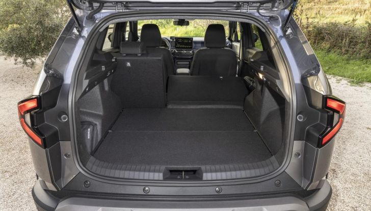 Nuovo Dacia Duster debutta sul mercato italiano - Foto 99 di 135
