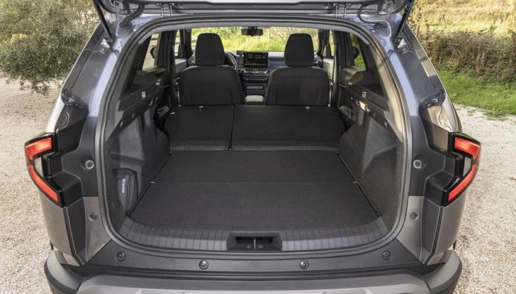 Nuovo Dacia Duster debutta sul mercato italiano - Foto 98 di 135