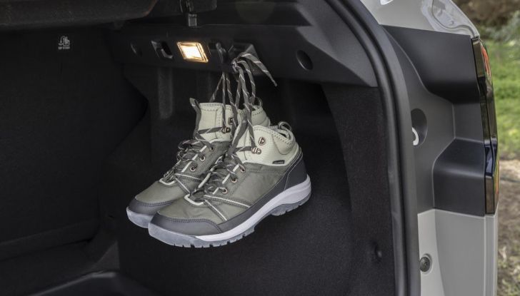 Nuovo Dacia Duster debutta sul mercato italiano - Foto 40 di 135