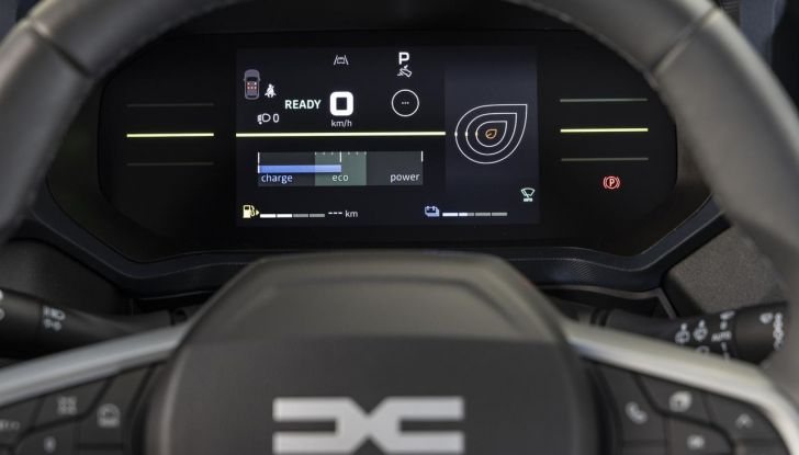 Nuovo Dacia Duster debutta sul mercato italiano - Foto 128 di 135