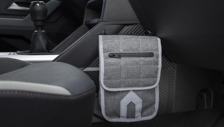 Nuovo Dacia Duster debutta sul mercato italiano - Foto 8 di 135