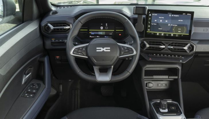 Nuovo Dacia Duster debutta sul mercato italiano - Foto 60 di 135