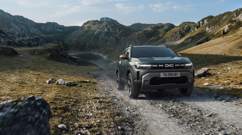 Dacia Duster 2024: informazioni, prezzo, interni, motori