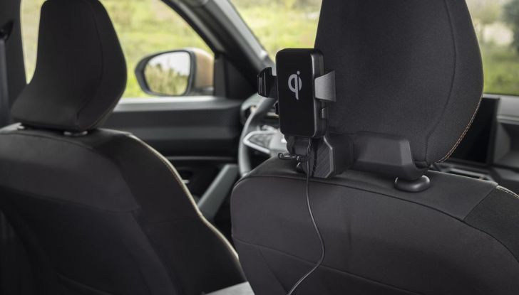 Nuovo Dacia Duster debutta sul mercato italiano - Foto 38 di 135