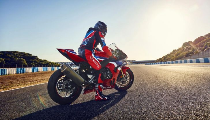 Honda: tre nuove 400 quattro cilindri in arrivo nel 2025? - Foto 81 di 118