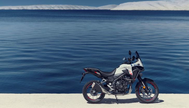 Honda: tre nuove 400 quattro cilindri in arrivo nel 2025? - Foto 94 di 118