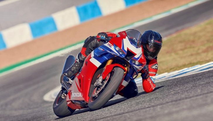 Honda: tre nuove 400 quattro cilindri in arrivo nel 2025? - Foto 87 di 118