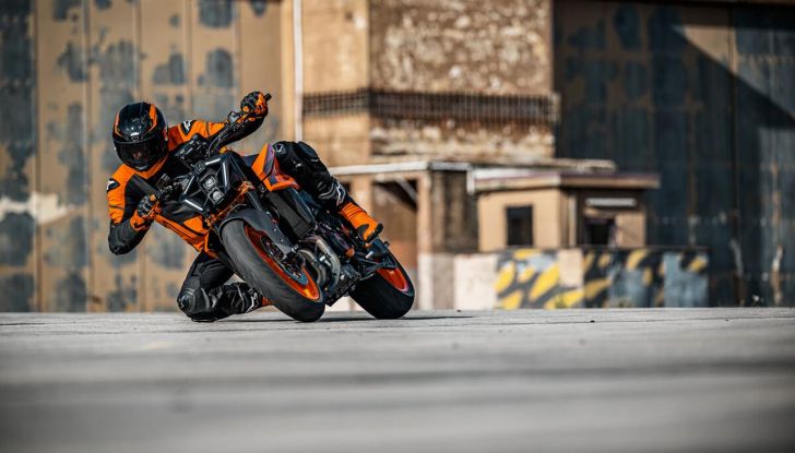 KTM 990 Duke 2024