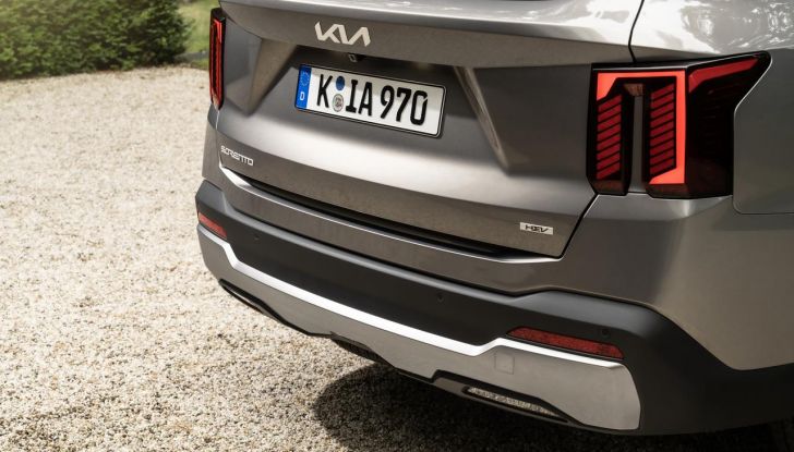 Kia Sorento 2024: caratteristiche, design, motori e interni del nuovo restyling - Foto 5 di 16