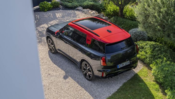 Mini John Cooper Works Countryman 2024: prestazioni al top nel segmento dei crossover - Foto 39 di 99