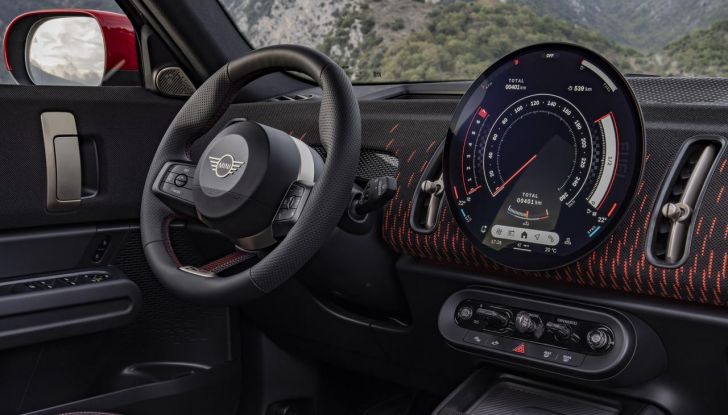 Mini John Cooper Works Countryman 2024: prestazioni al top nel segmento dei crossover - Foto 40 di 99