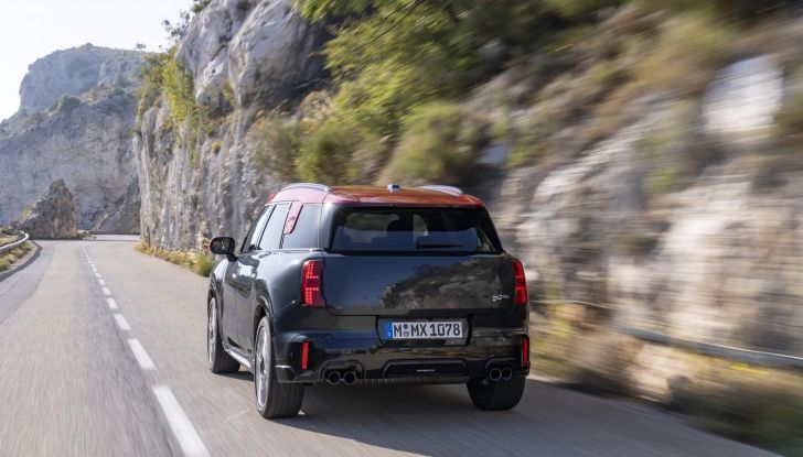 Mini John Cooper Works Countryman 2024: prestazioni al top nel segmento dei crossover - Foto 56 di 99