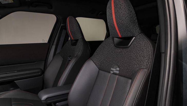 Mini John Cooper Works Countryman 2024: prestazioni al top nel segmento dei crossover - Foto 57 di 99