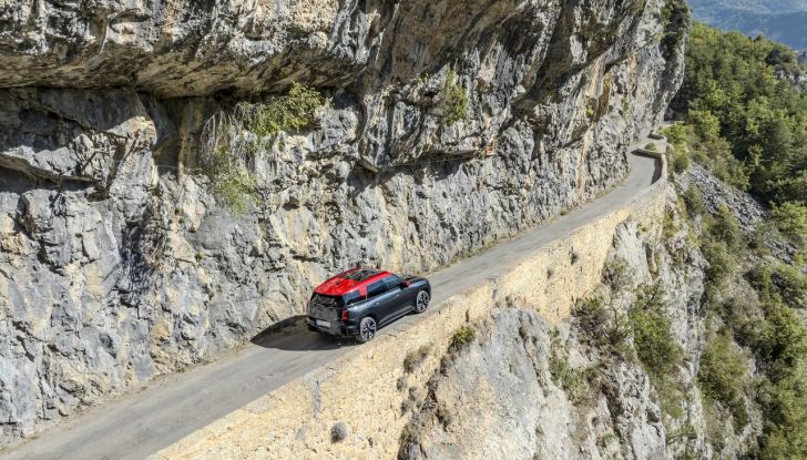 Mini John Cooper Works Countryman 2024: prestazioni al top nel segmento dei crossover - Foto 80 di 99