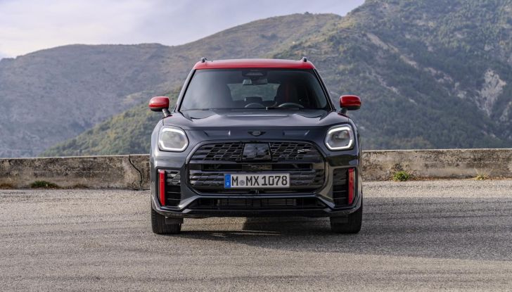 Mini John Cooper Works Countryman 2024: prestazioni al top nel segmento dei crossover - Foto 97 di 99