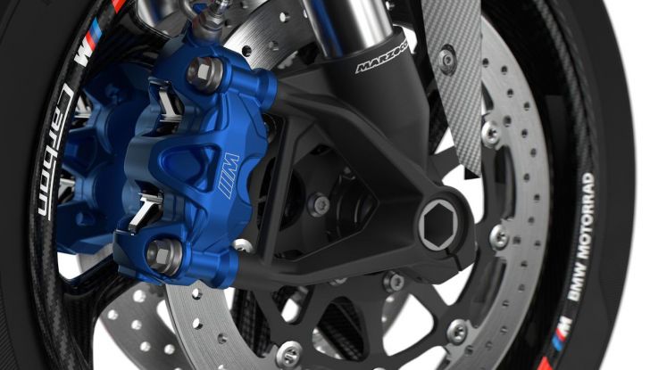 Nuova BMW M 1000 XR: caratteristiche, design e motore della nuova sportiva tedesca - Foto 59 di 70