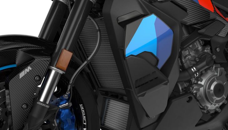 Nuova BMW M 1000 XR: caratteristiche, design e motore della nuova sportiva tedesca - Foto 63 di 70