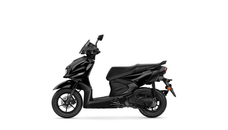 Yamaha RayZR: caratteristiche e colorazioni del nuovo scooter per la città - Foto 23 di 23