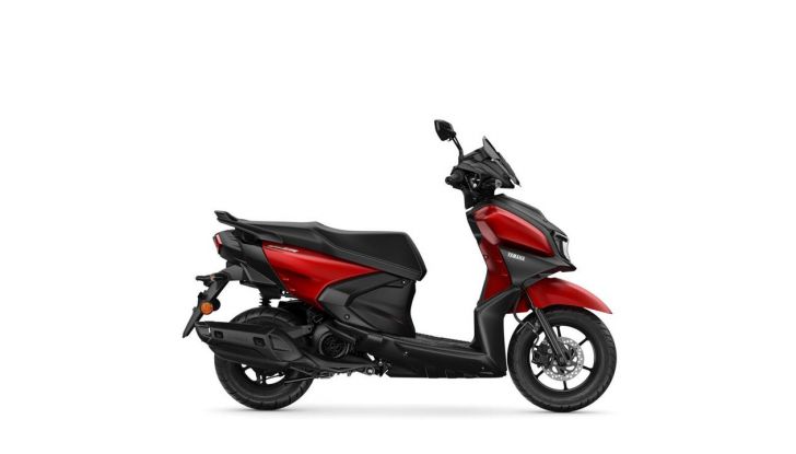 Yamaha RayZR: caratteristiche e colorazioni del nuovo scooter per la città - Foto 19 di 23
