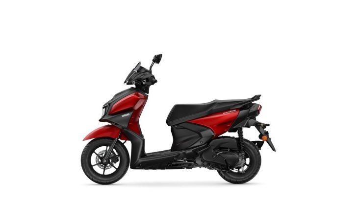 Yamaha RayZR: caratteristiche e colorazioni del nuovo scooter per la città - Foto 20 di 23