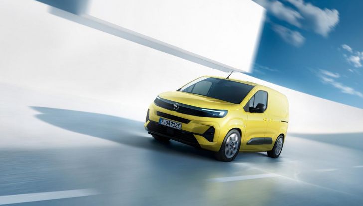 Opel Combo 2024: caratteristiche, design, interni e versioni - Foto 3 di 10