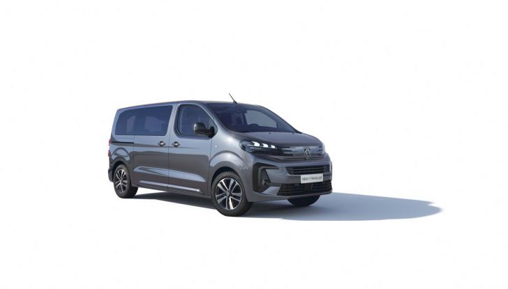 Peugeot E-Traveller 2024: caratteristiche, design e autonomia del nuovo EV - Foto 10 di 19