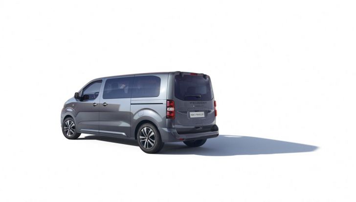 Peugeot E-Traveller 2024: caratteristiche, design e autonomia del nuovo EV - Foto 9 di 19